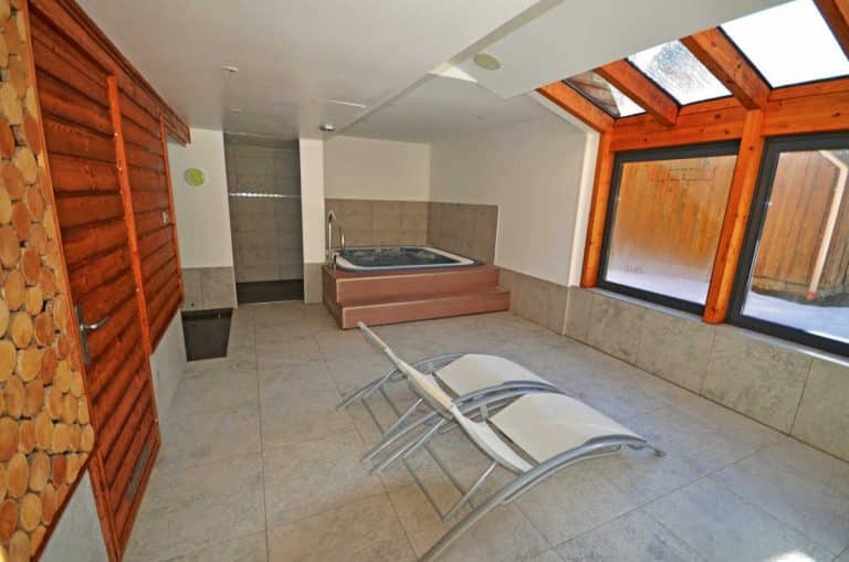 hotel gresse en vercors avec spa et jacuzzi