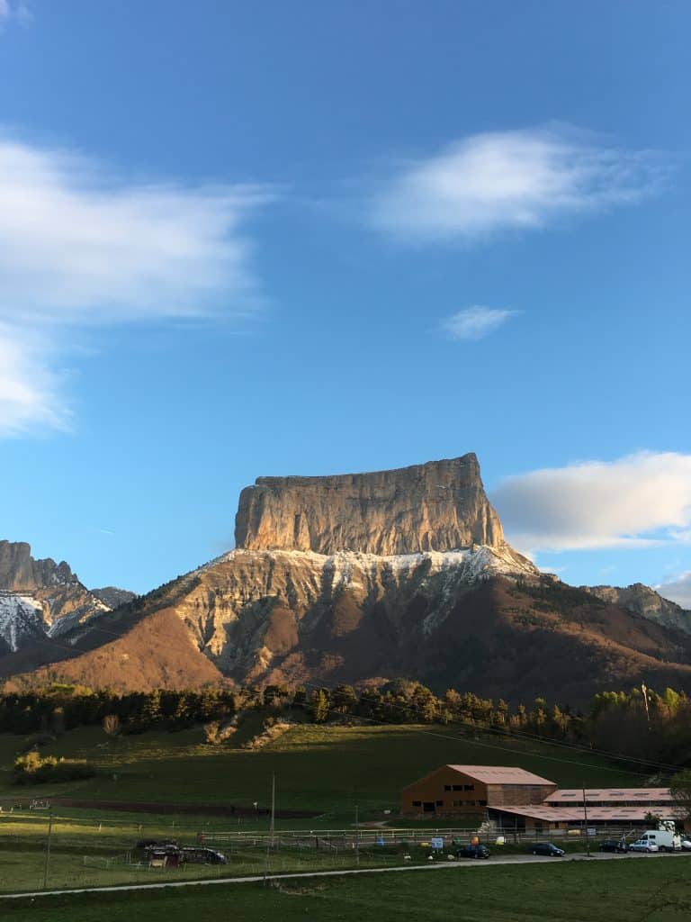 le mont aiguille en randonnée